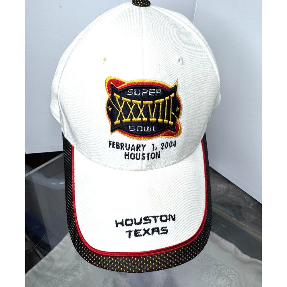 2004 Super Bowl #38 - Patriots v. Panthers Adjustable Ball Cap/Hat NFL Gear